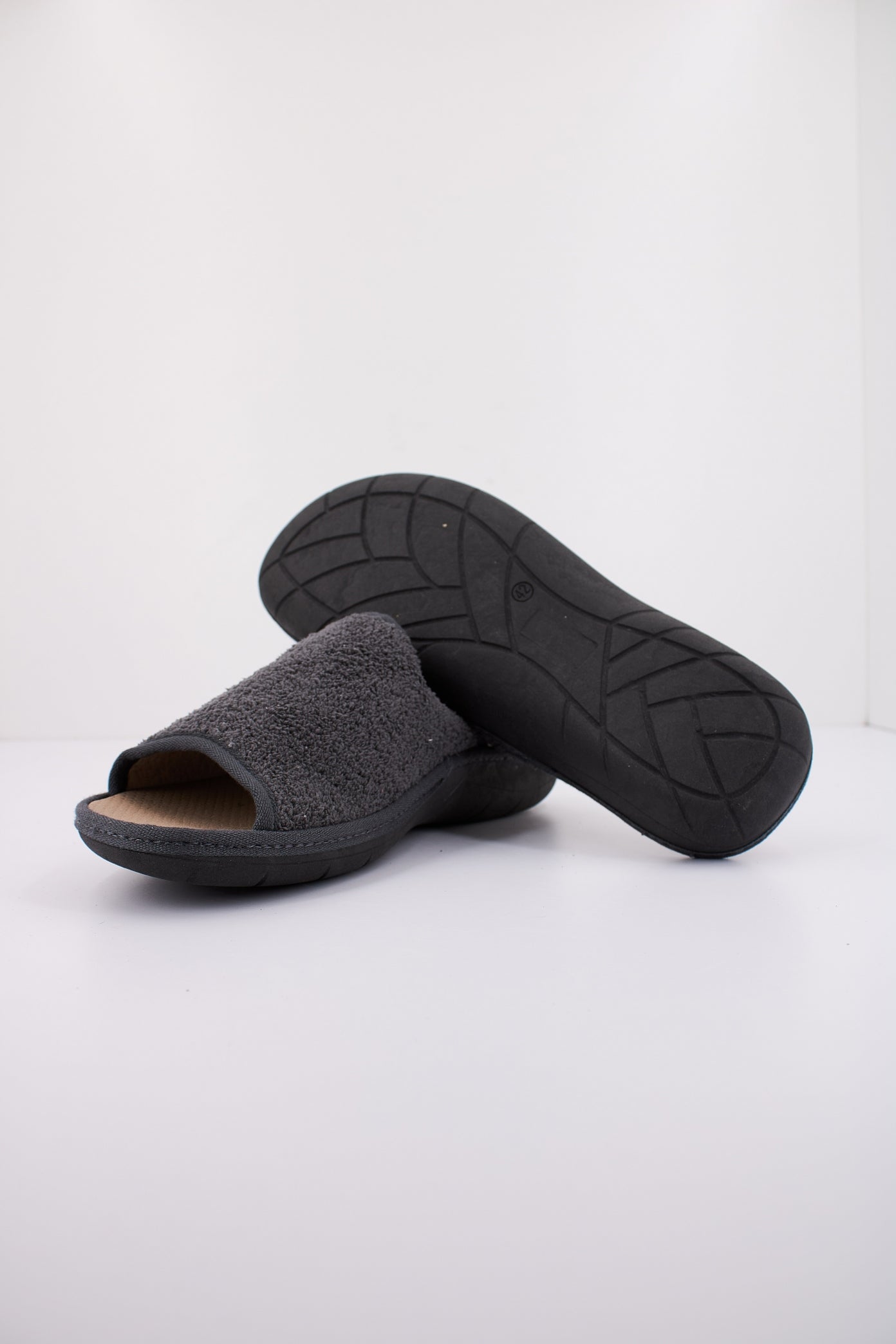 VULLADI en color GRIS (5)