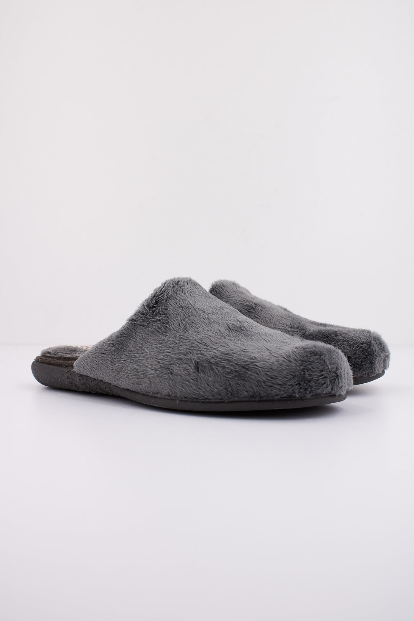VULLADI en color GRIS (2)