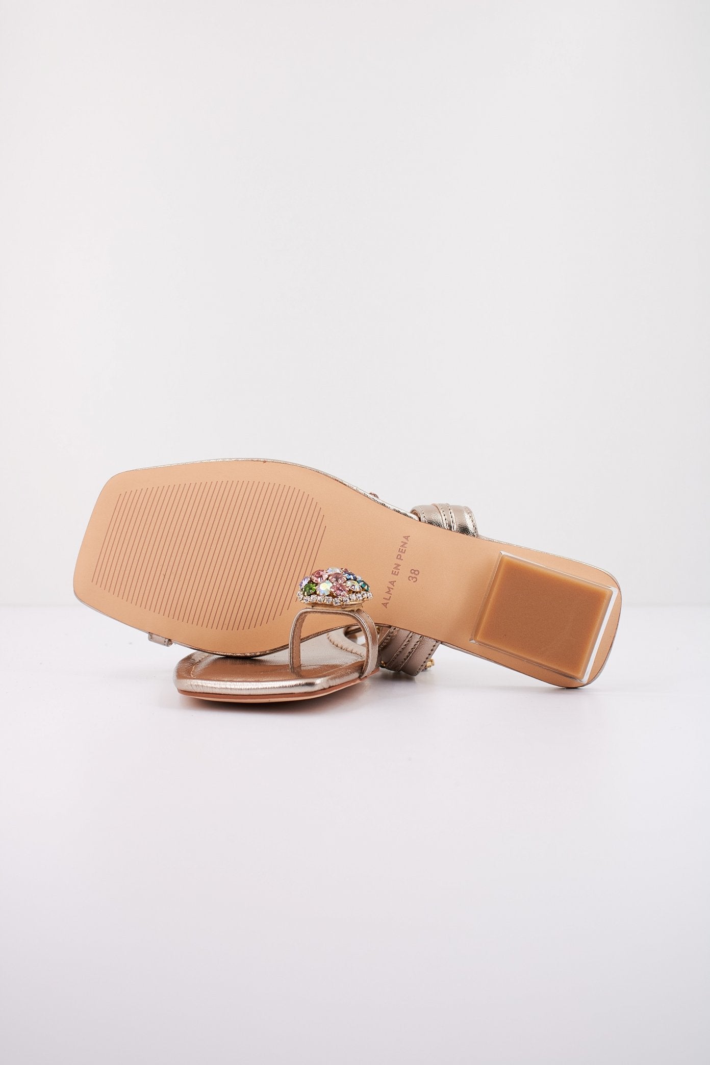 ALMA EN PENA V en color BRONZE (4)