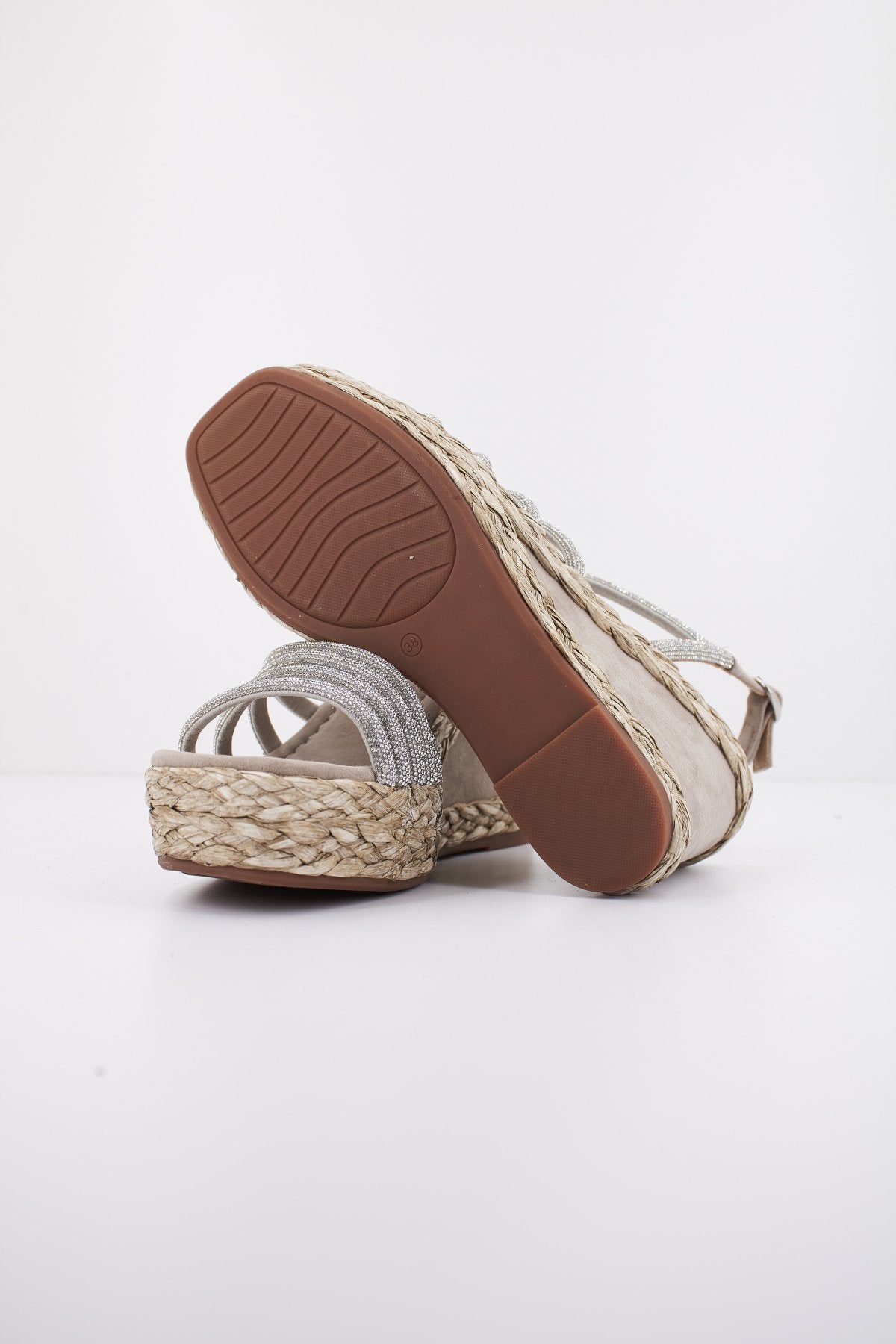 ALMA EN PENA V en color TAUPE (4)