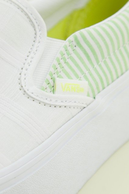VANS CLASSIC SLIP-O en color GREENWHT (4)