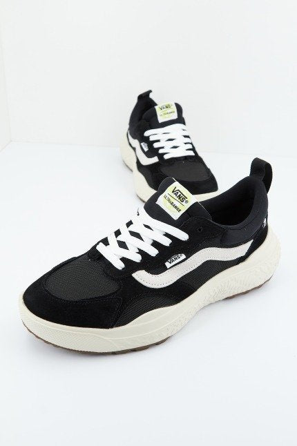 VANS ULTRARANGE NEO VR en color BLCKWHT (1)