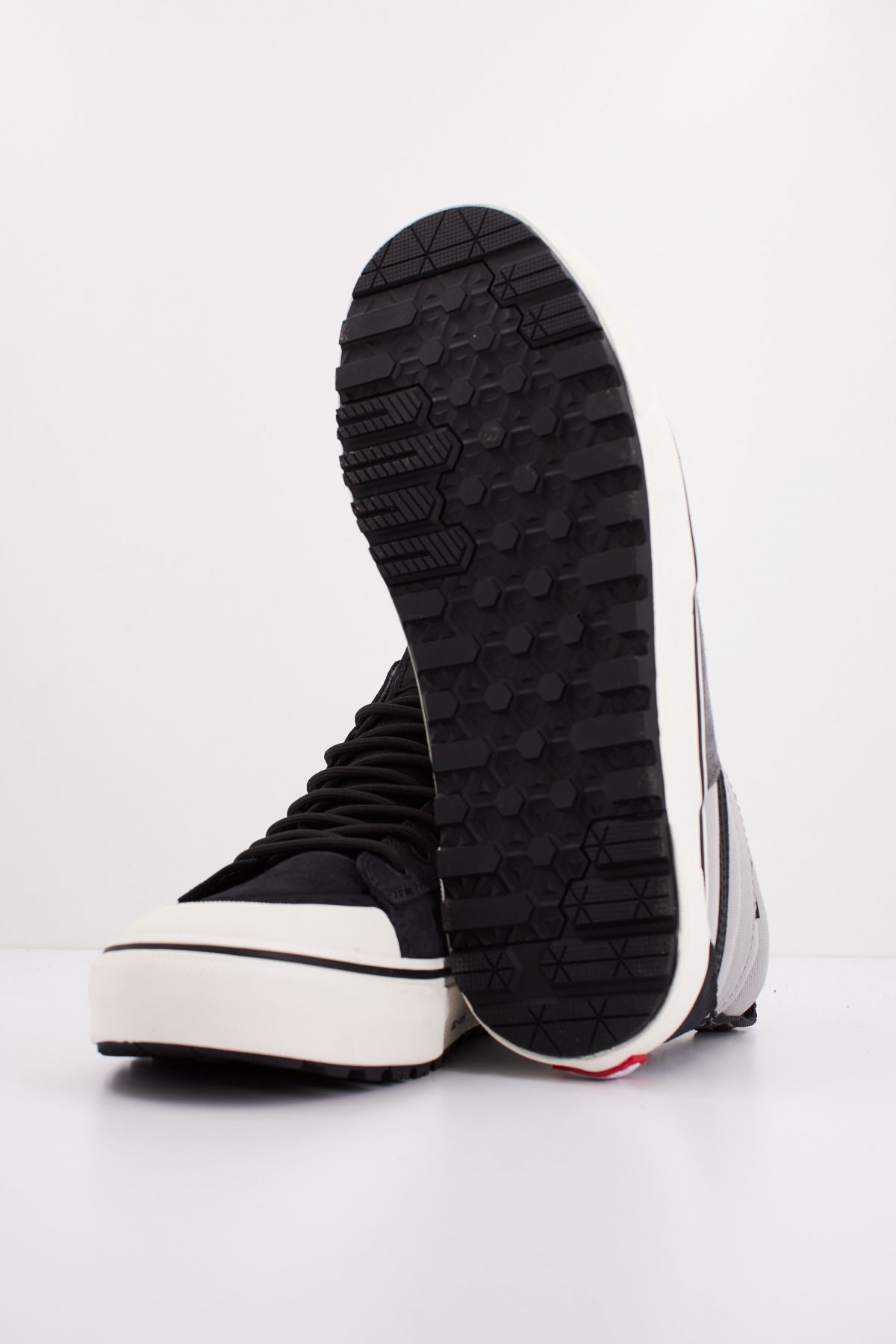 VANS SK-HI WATERPROOF en color GRYBLK (5)