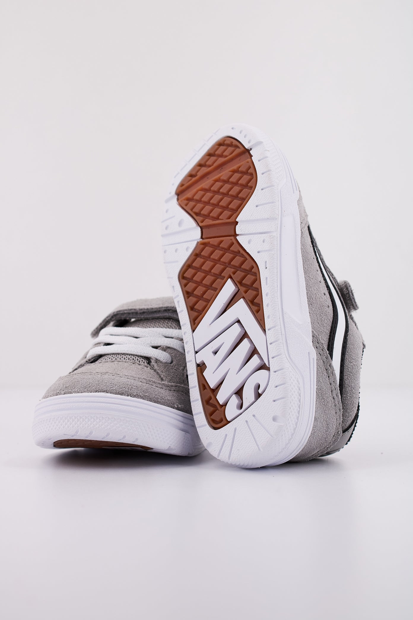 VANS HYLANE V en color GRYBLK (5)
