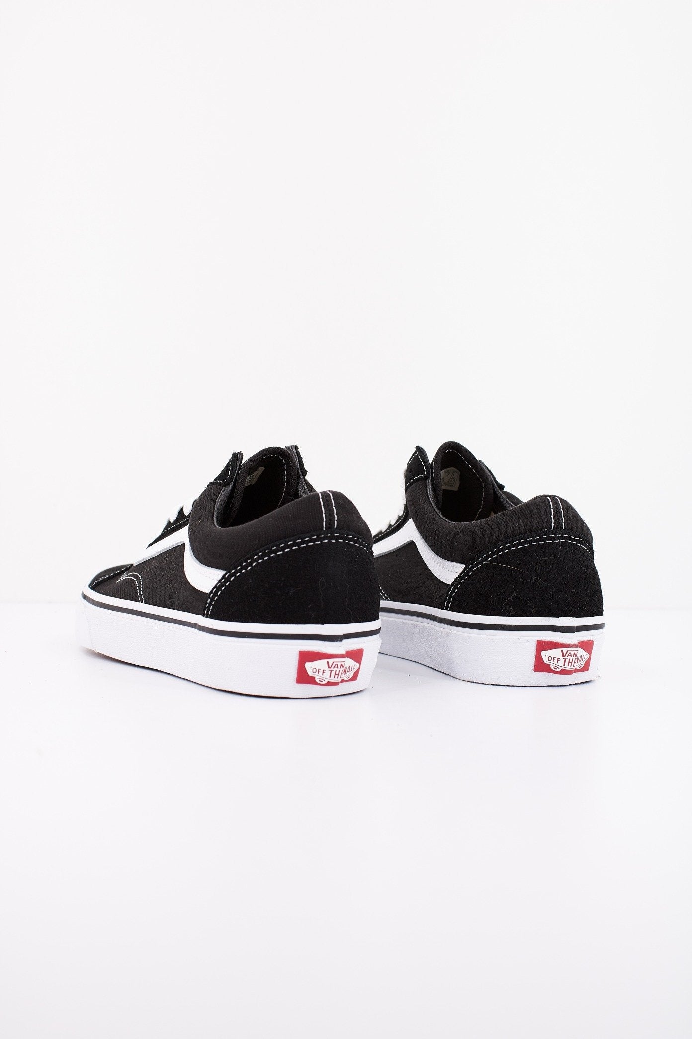 VANS OLD SKOOL en color BLACKWHITE (3)