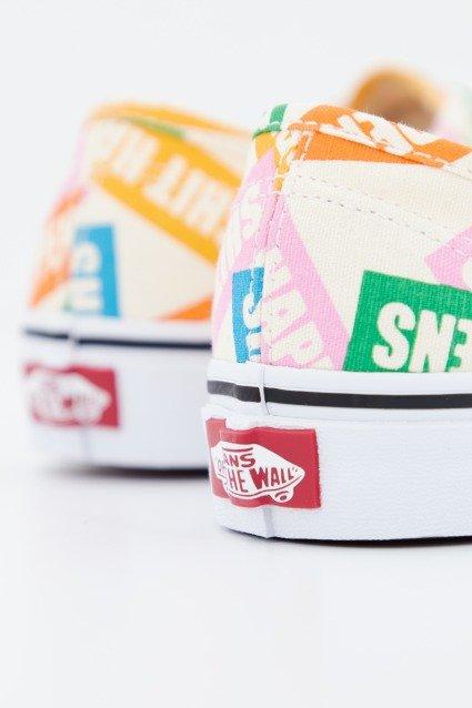 VANS UA AUTHENTIC en color MULTIWHT (3)