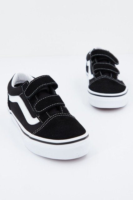 VANS OLD SKOOL V en color BLKTRUEWHT (2)
