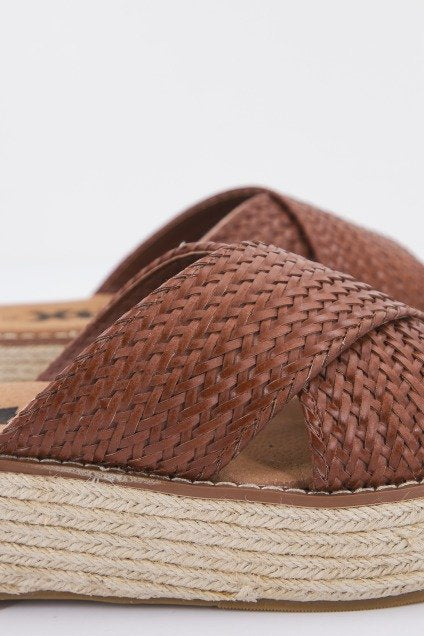 XTI X en color CAMEL (4)