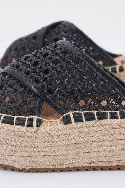 XTI X en color NEGRO (4)