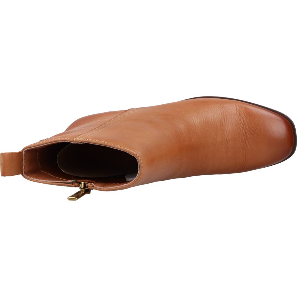 CARMELA C en color CAMEL (7)