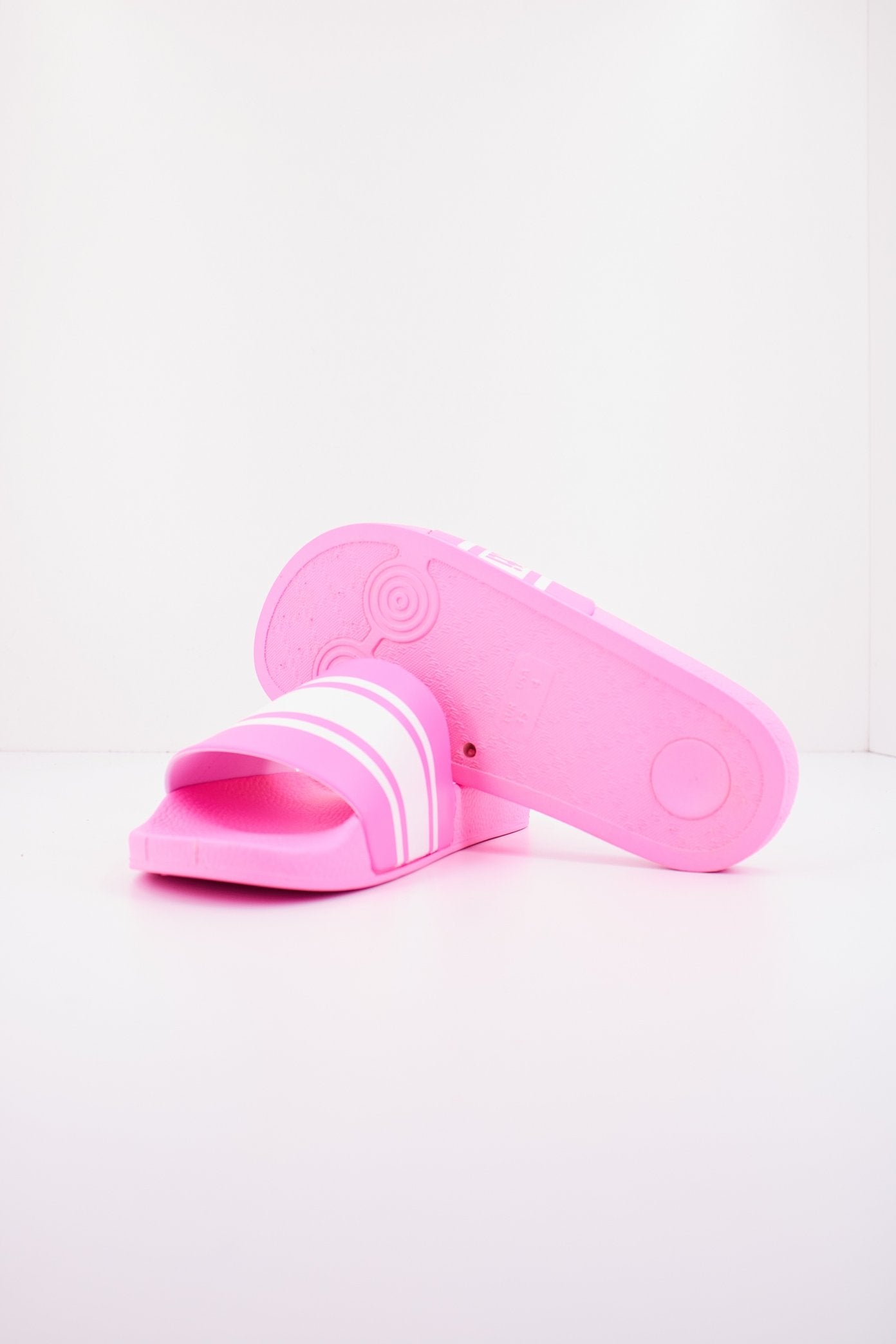 XTI X en color FUCSIA (4)