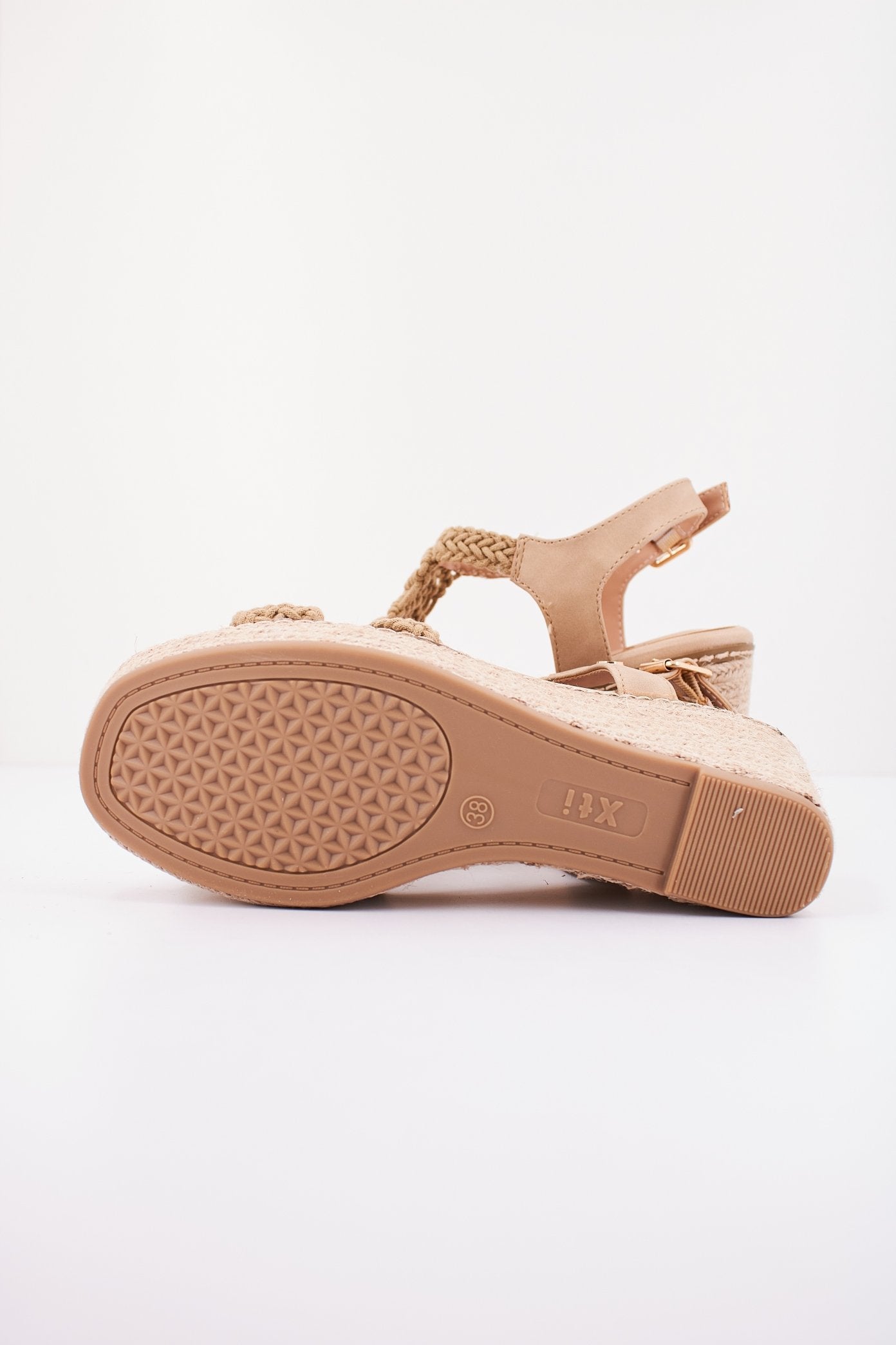 XTI X en color BEIGE (4)