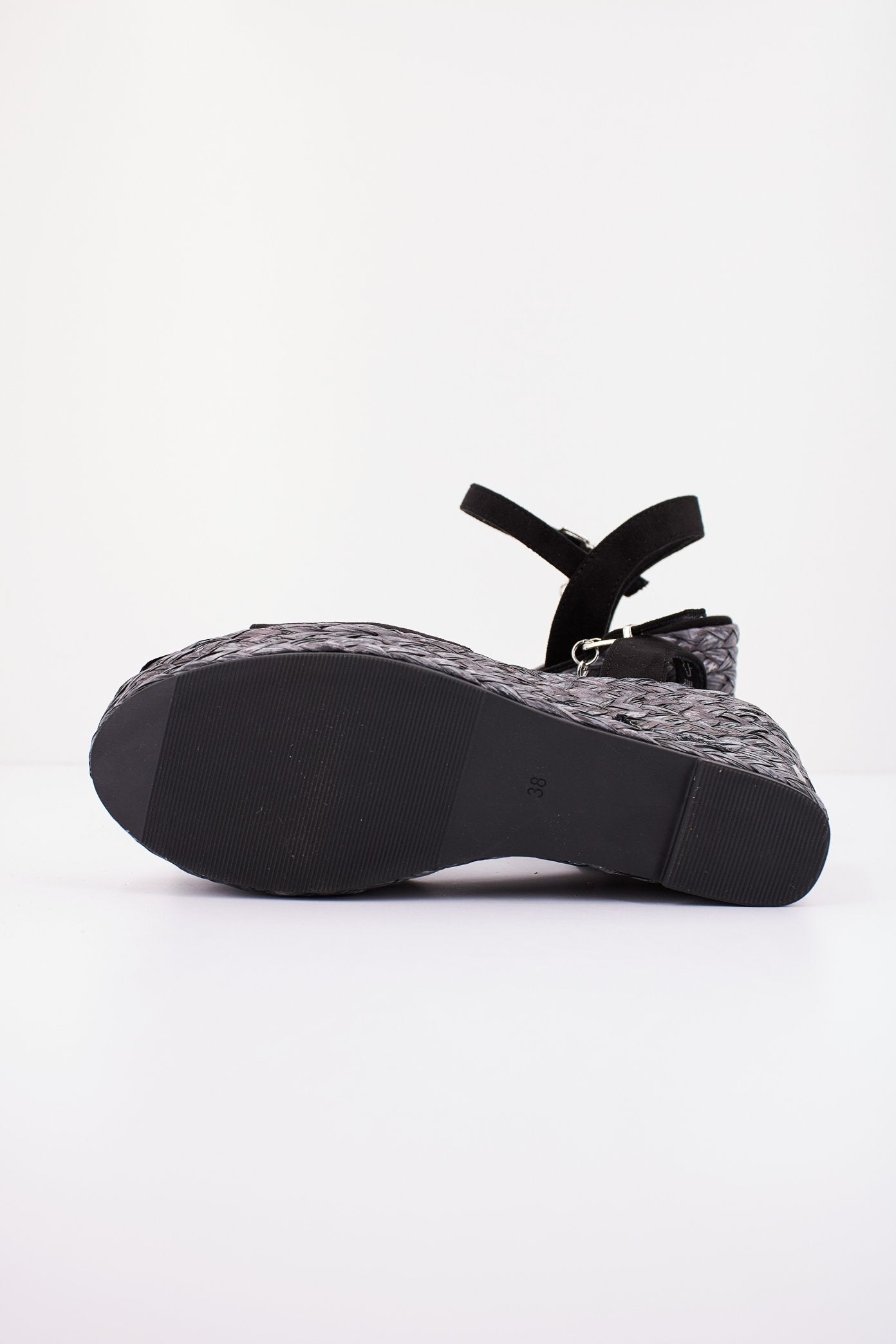 XTI X en color NEGRO (4)