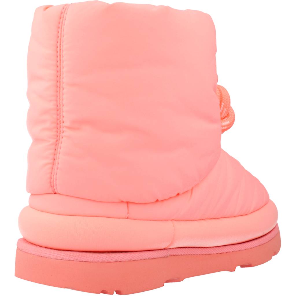 UGG CLASSIC MAXI SHORT en color SWTHRT (3)