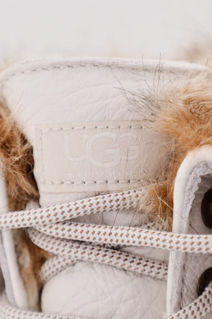 UGG W ADIRONDACK III TIP en color WHITE (4)