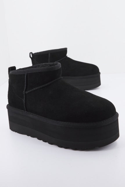 UGG W CLASSIC ULTRA MINI en color BLACK  (1)