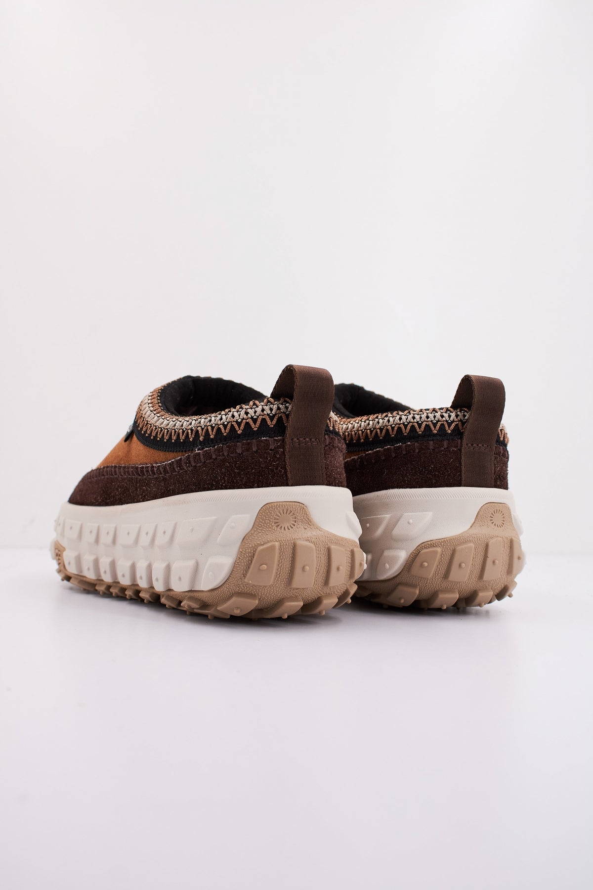 UGG W VENURE DAZE en color CHTCRM (4)