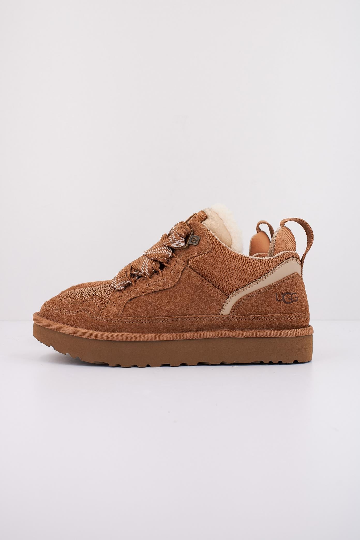 UGG W LOWMEL en color CHESTNUT (1)