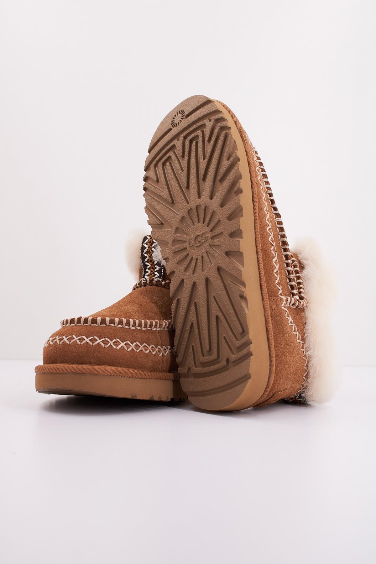 UGG W CLASSIC ULTRA MINI en color CHESTNUT (5)