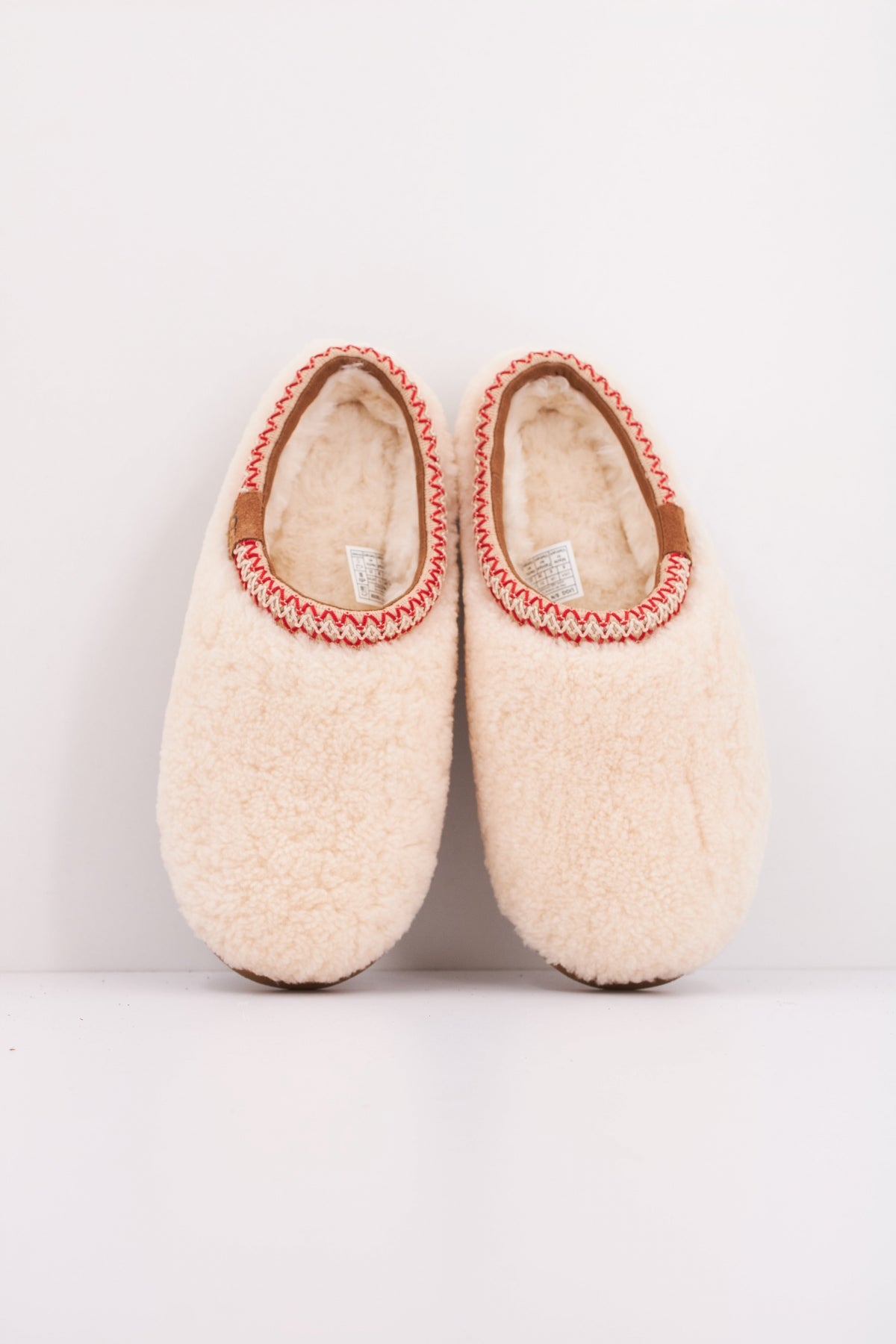 UGG W TASMAN MAXI CURLY en color NATURAL (3)