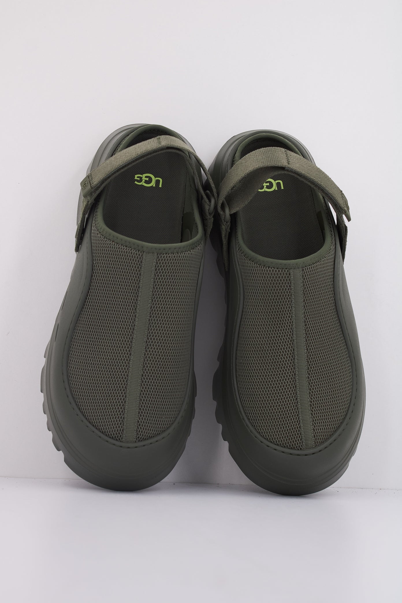 UGG M PEACKMOD en color GREEN (3)