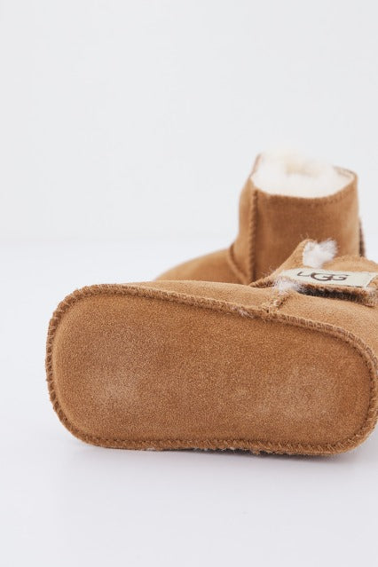 UGG I ERIN en color CHESTNUT (4)