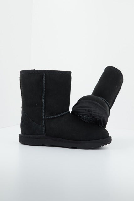UGG CLASSIC II en color BLACK (4)