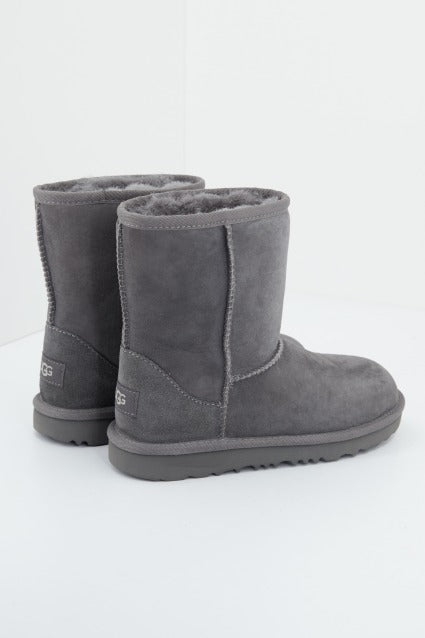 UGG CLASSIC II en color GREY (3)