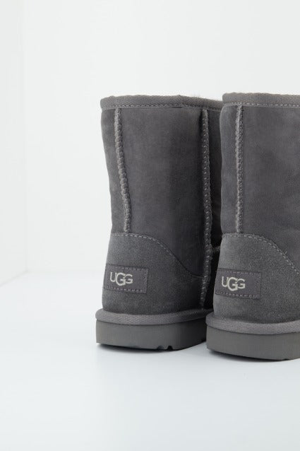 UGG CLASSIC II en color GREY (4)