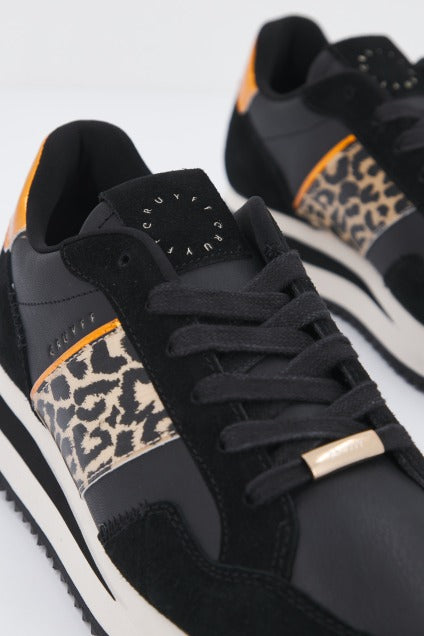 CRUYFF SOLANA en color BLACKLEO (4)