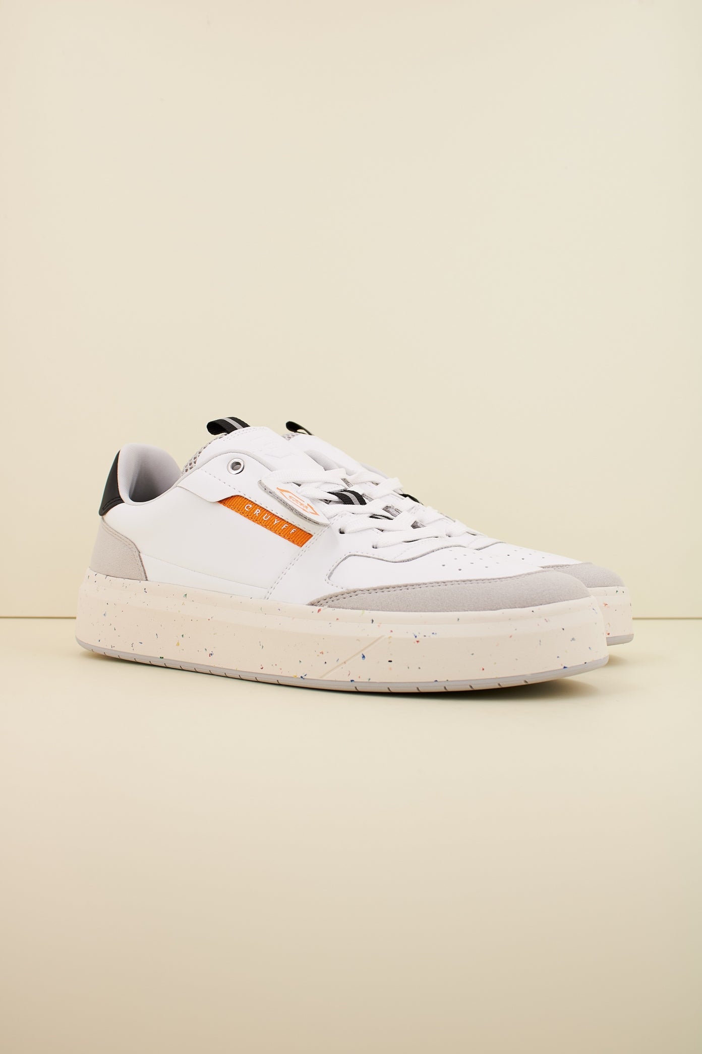 CRUYFF CC en color WHITEORANG (2)