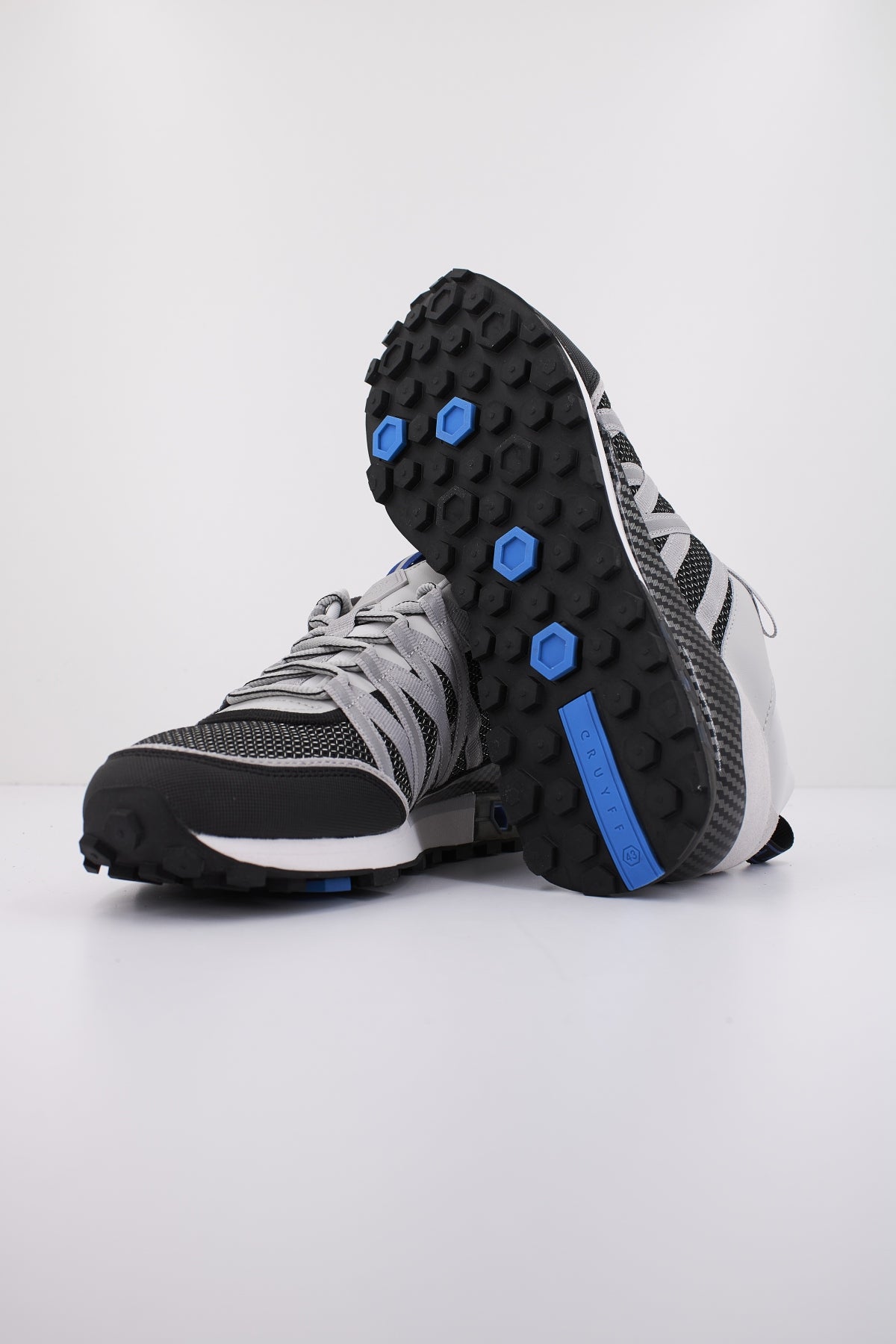 CRUYFF FEARIA HEX - TECH en color LTGREYBLAC (4)