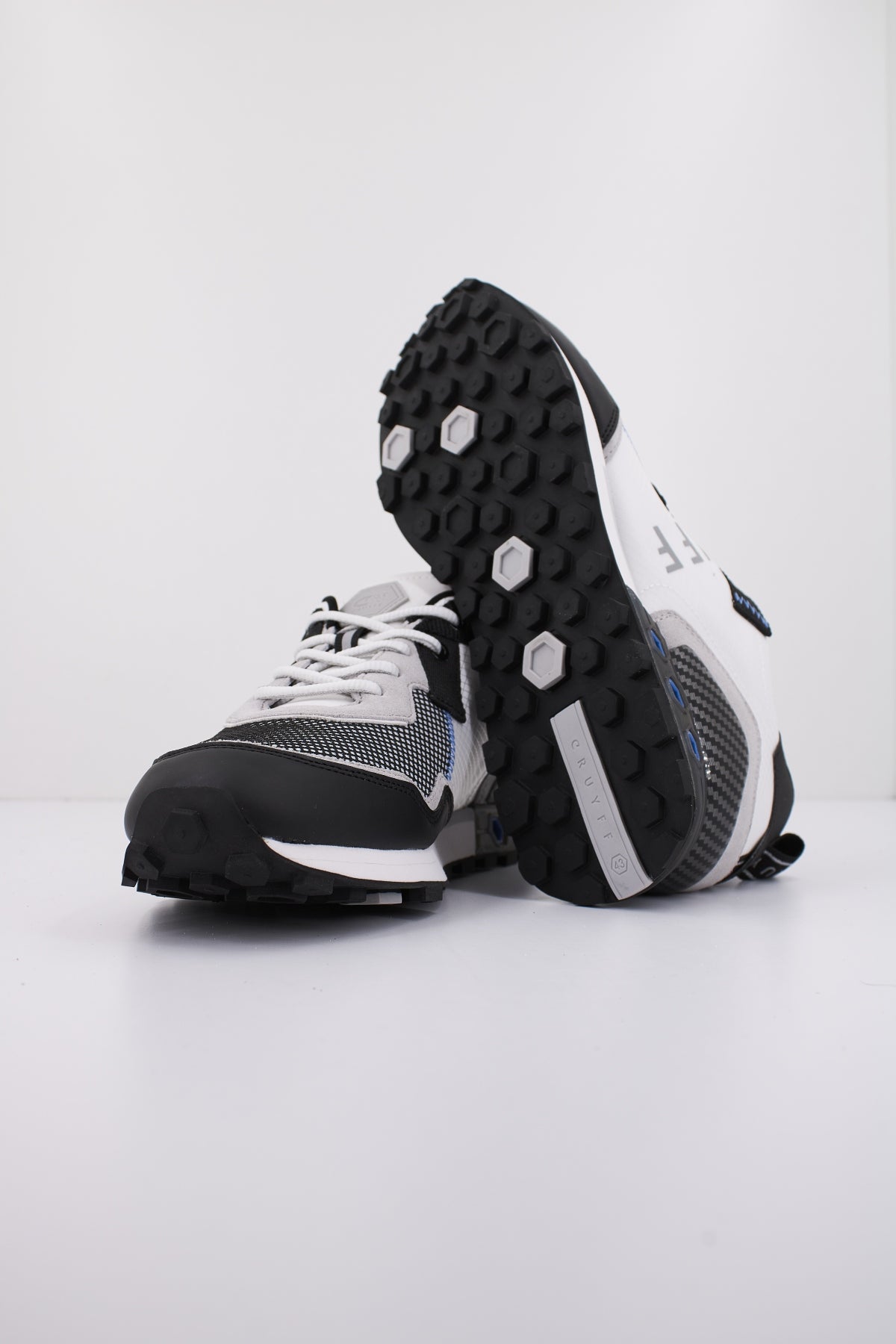 CRUYFF SUPERBIA HEX-TECH en color WHITEBLUE (4)