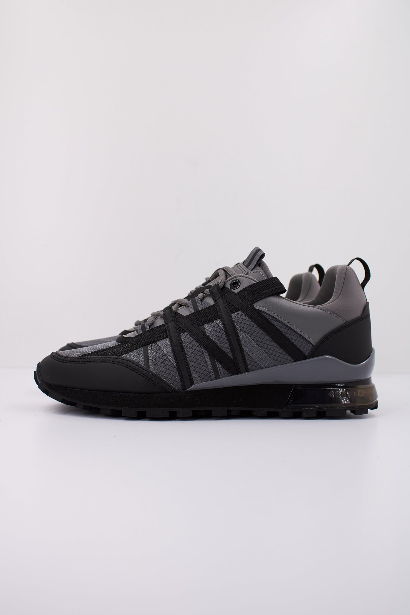 CRUYFF FEARIA en color GRYBLCK (1)