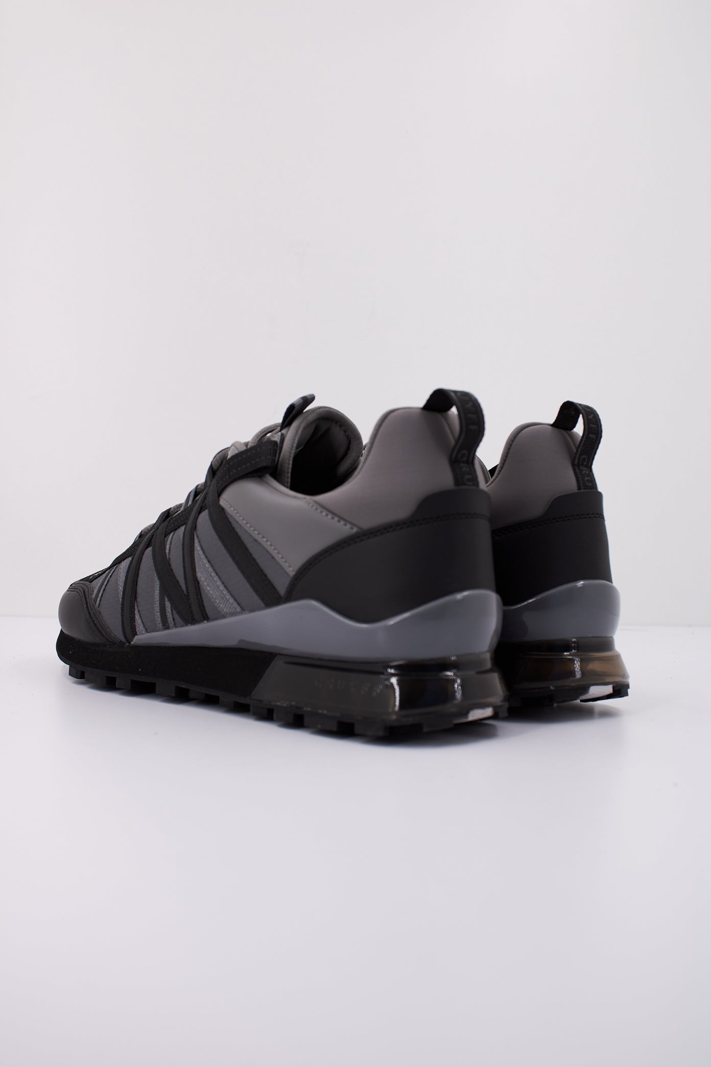 CRUYFF FEARIA en color GRYBLCK (4)