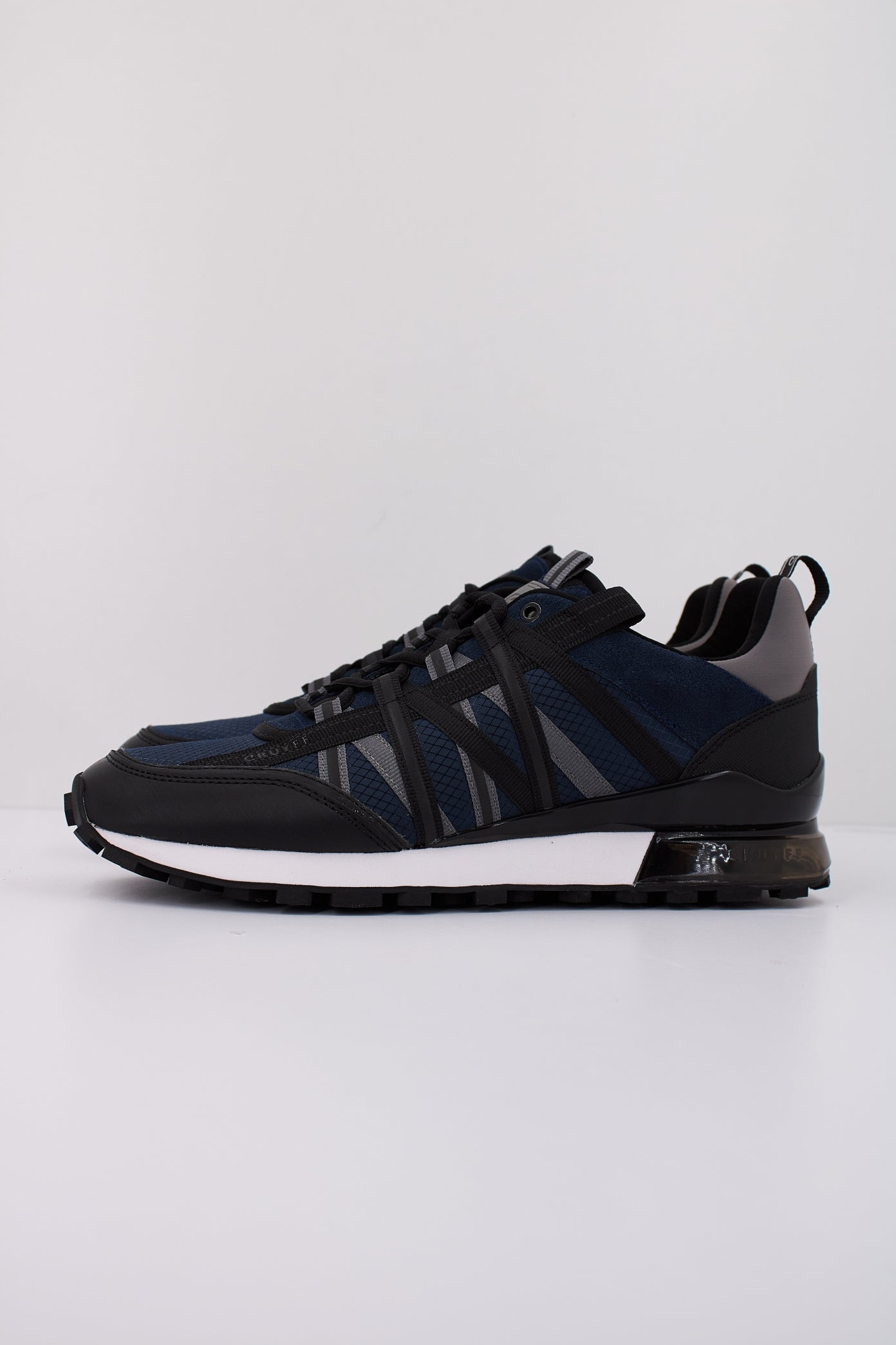 CRUYFF FEARIA en color NVYBLCK (1)