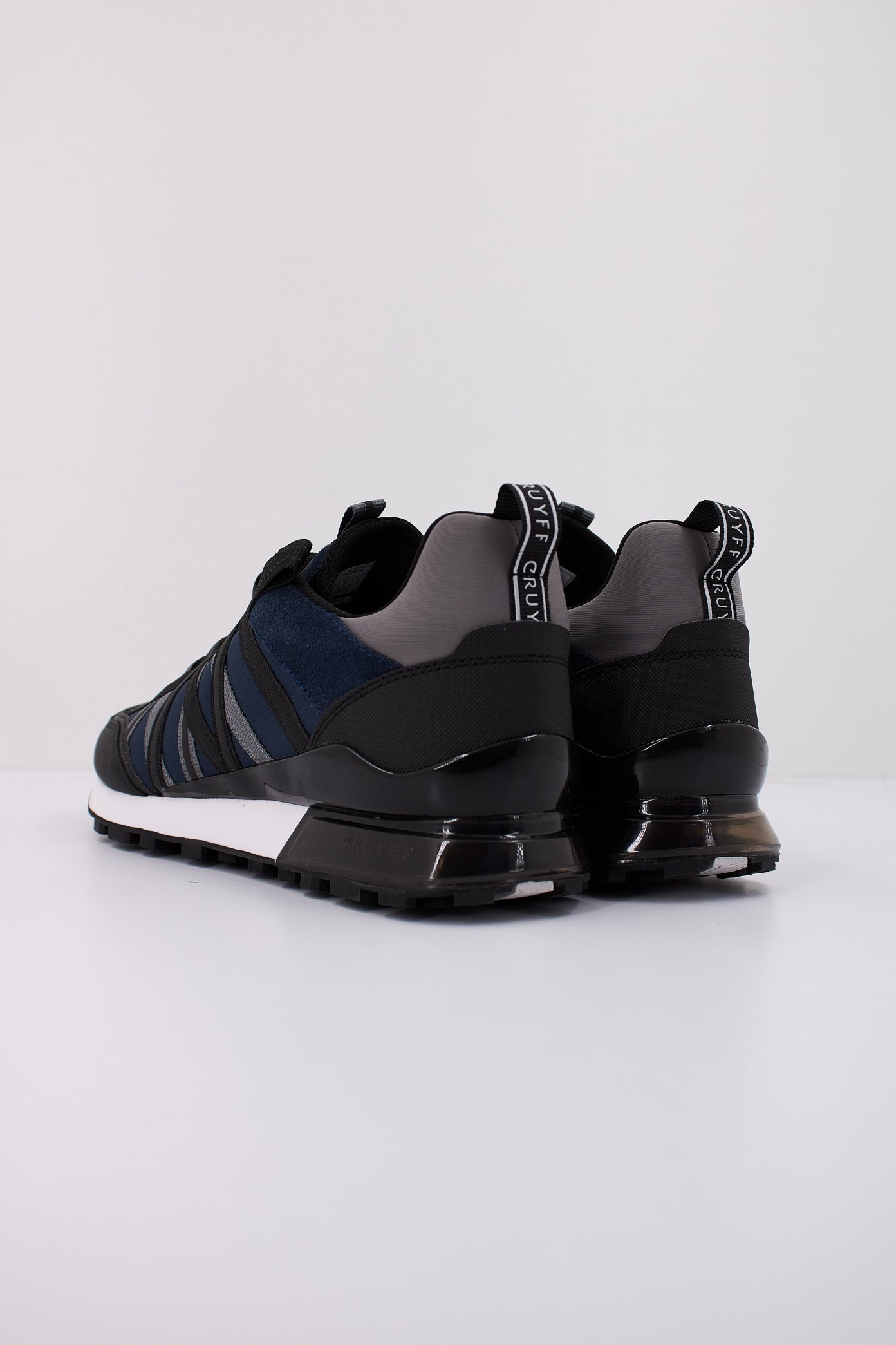 CRUYFF FEARIA en color NVYBLCK (4)