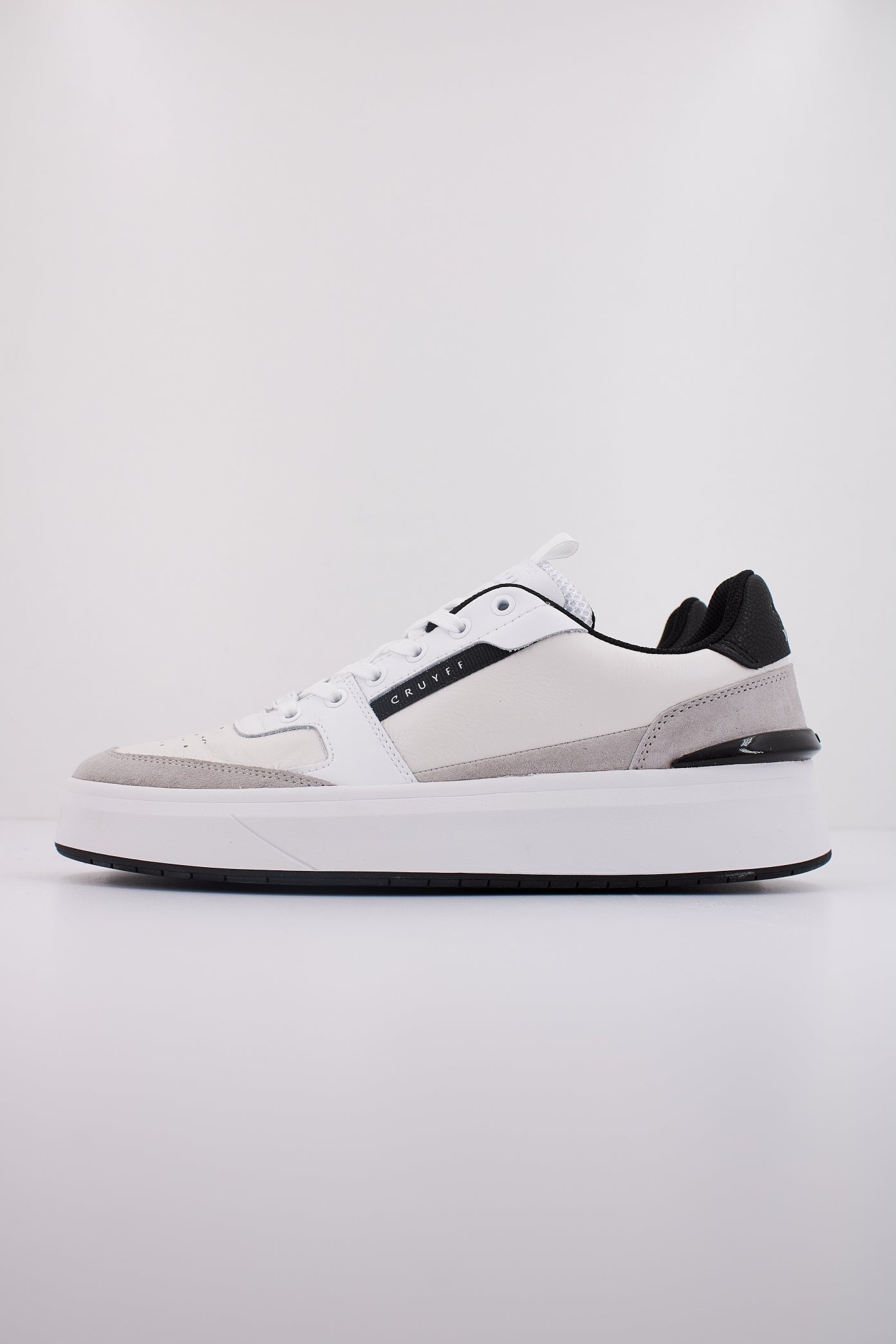 CRUYFF ENDORSED TENNIS en color WHTGRY (1)