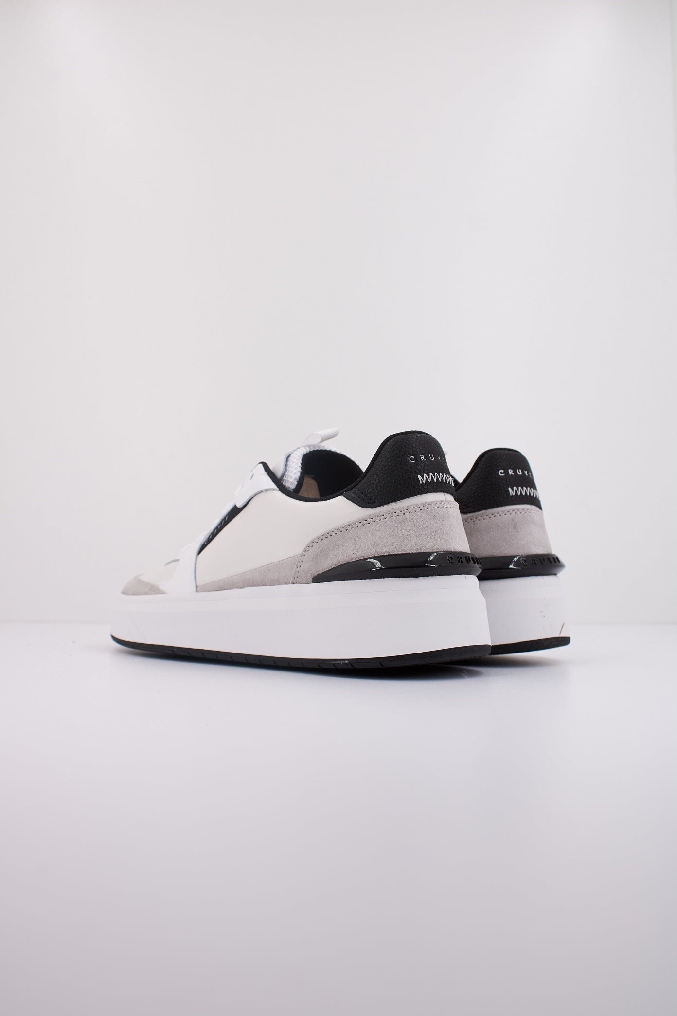 CRUYFF ENDORSED TENNIS en color WHTGRY (4)