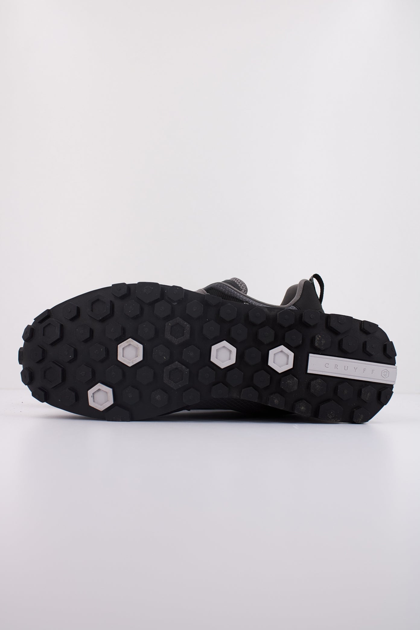 CRUYFF SUBERIBA en color MIDGRY (5)