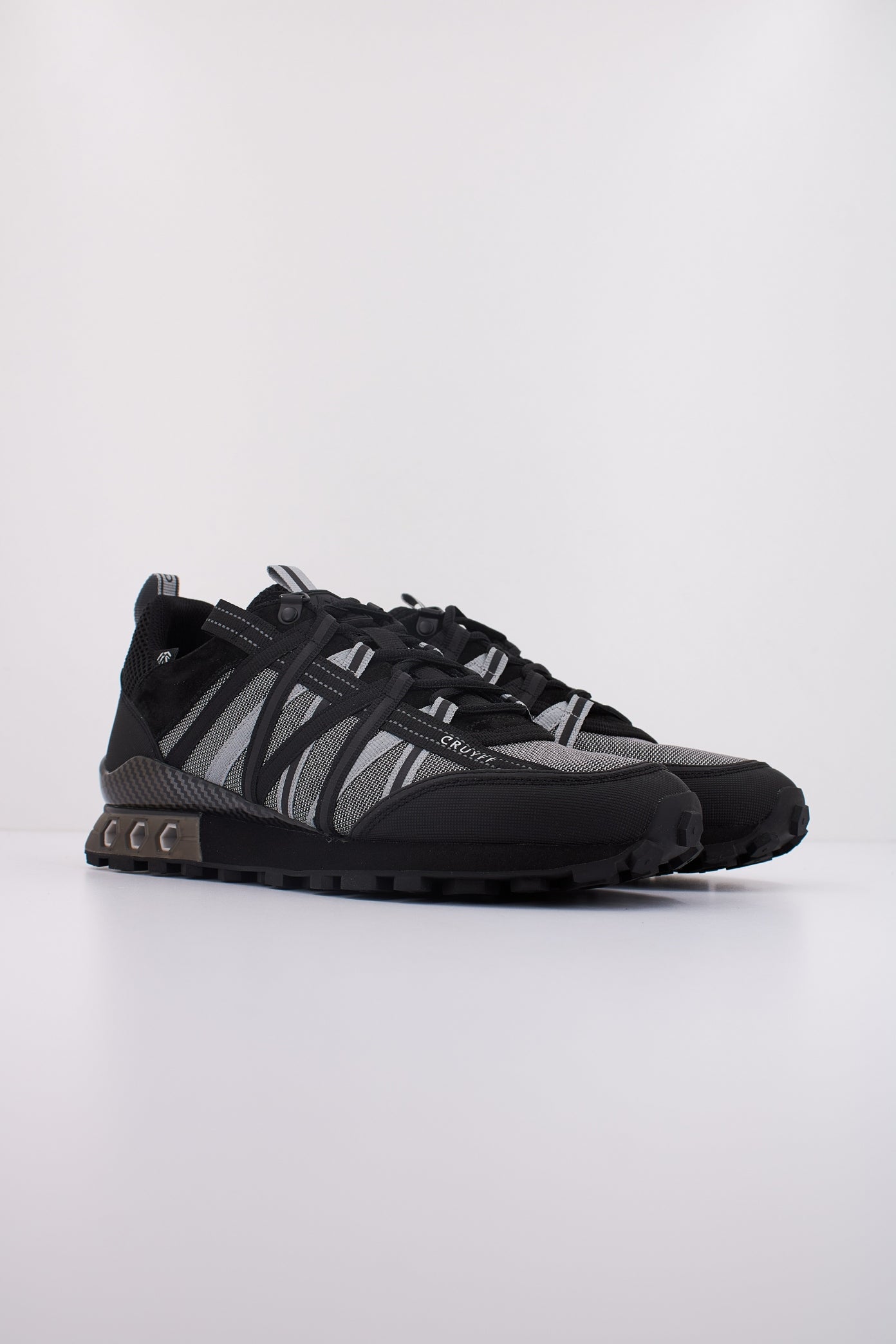 CRUYFF FERIA MONTSERRAT en color BLACK (2)