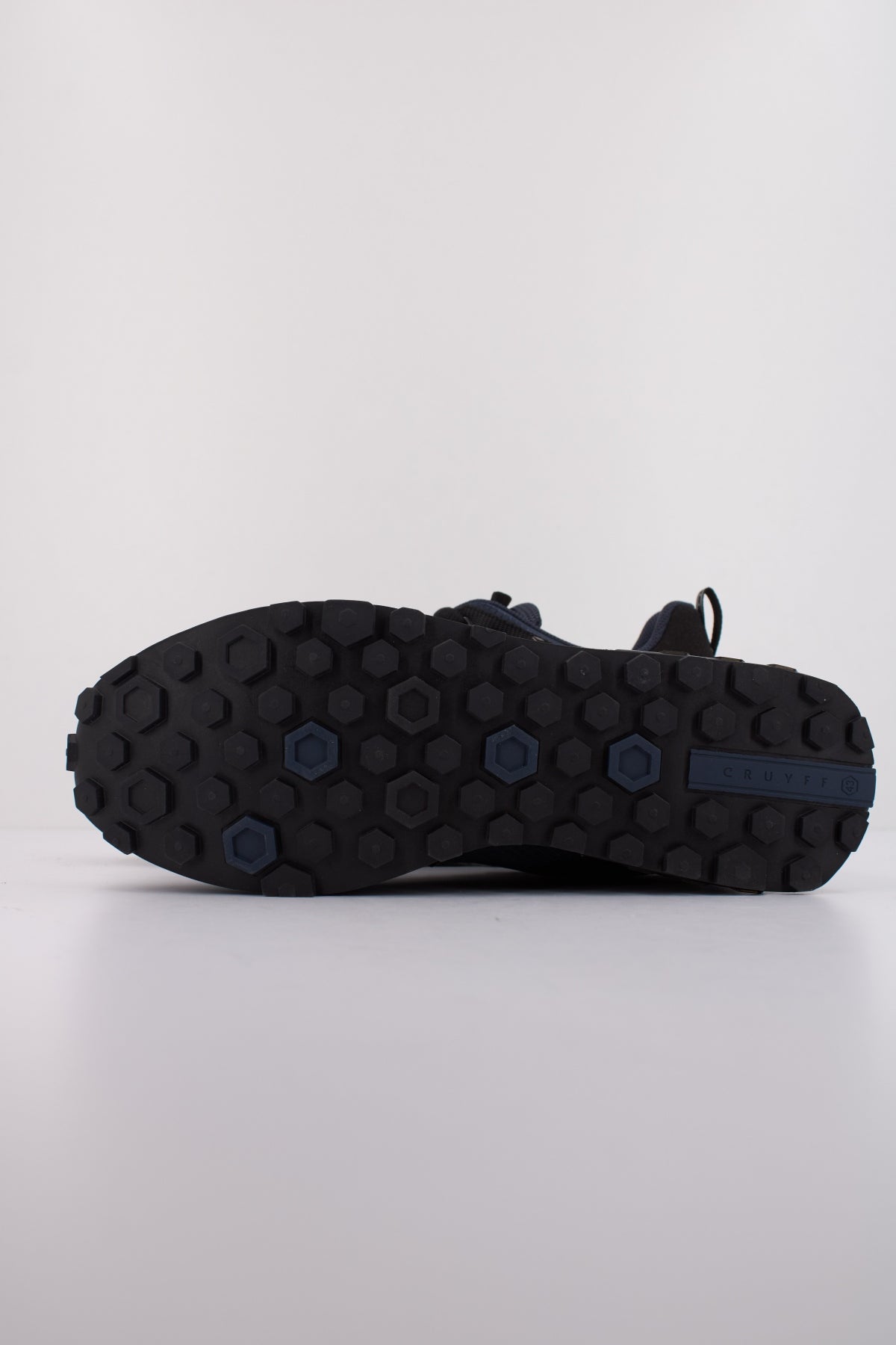 CRUYFF CC en color ECLIPSE (5)