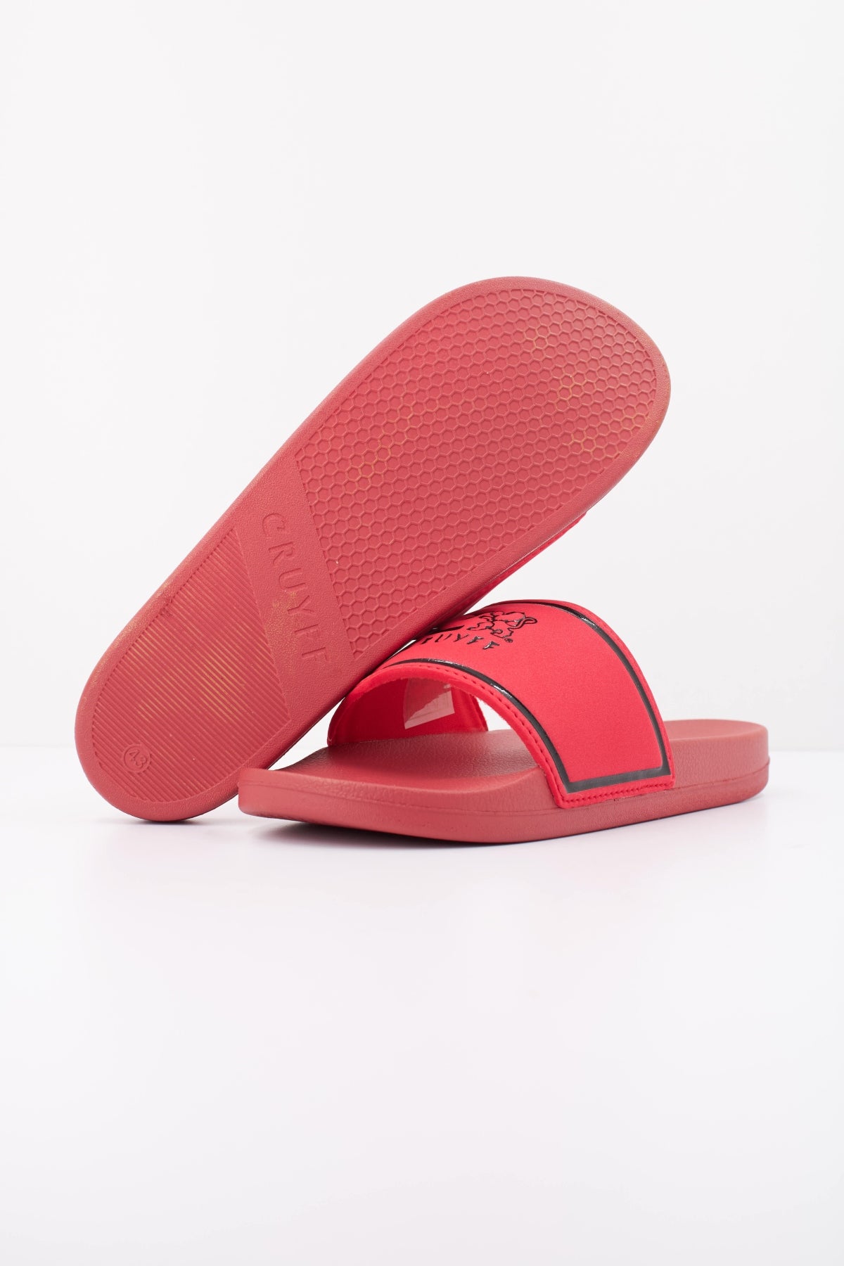 CRUYFF CC en color RED (5)
