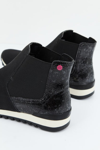 GIOSEPPO LUNCARTY en color NEGRO  (3)