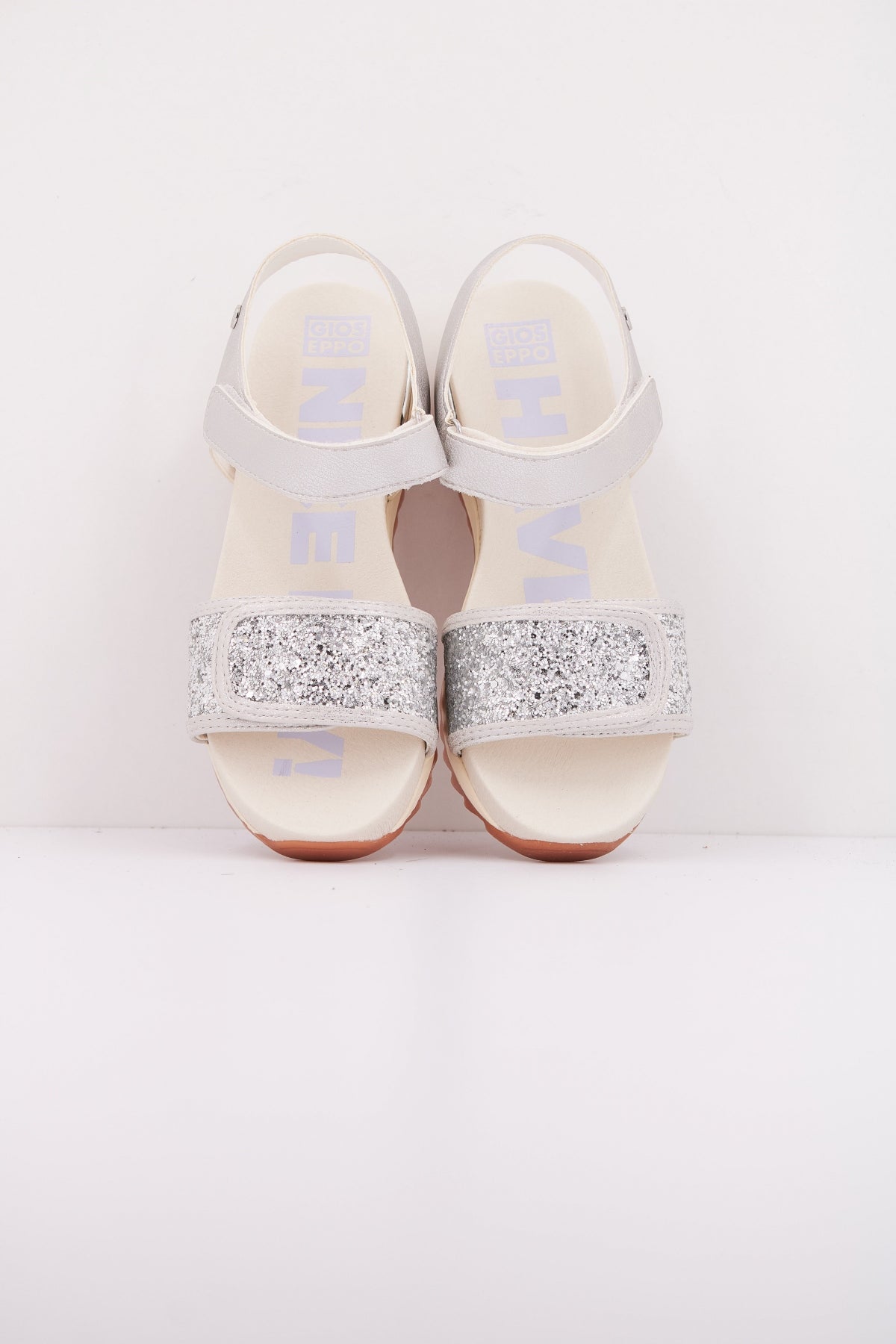 GIOSEPPO STOW en color PLATA  (3)