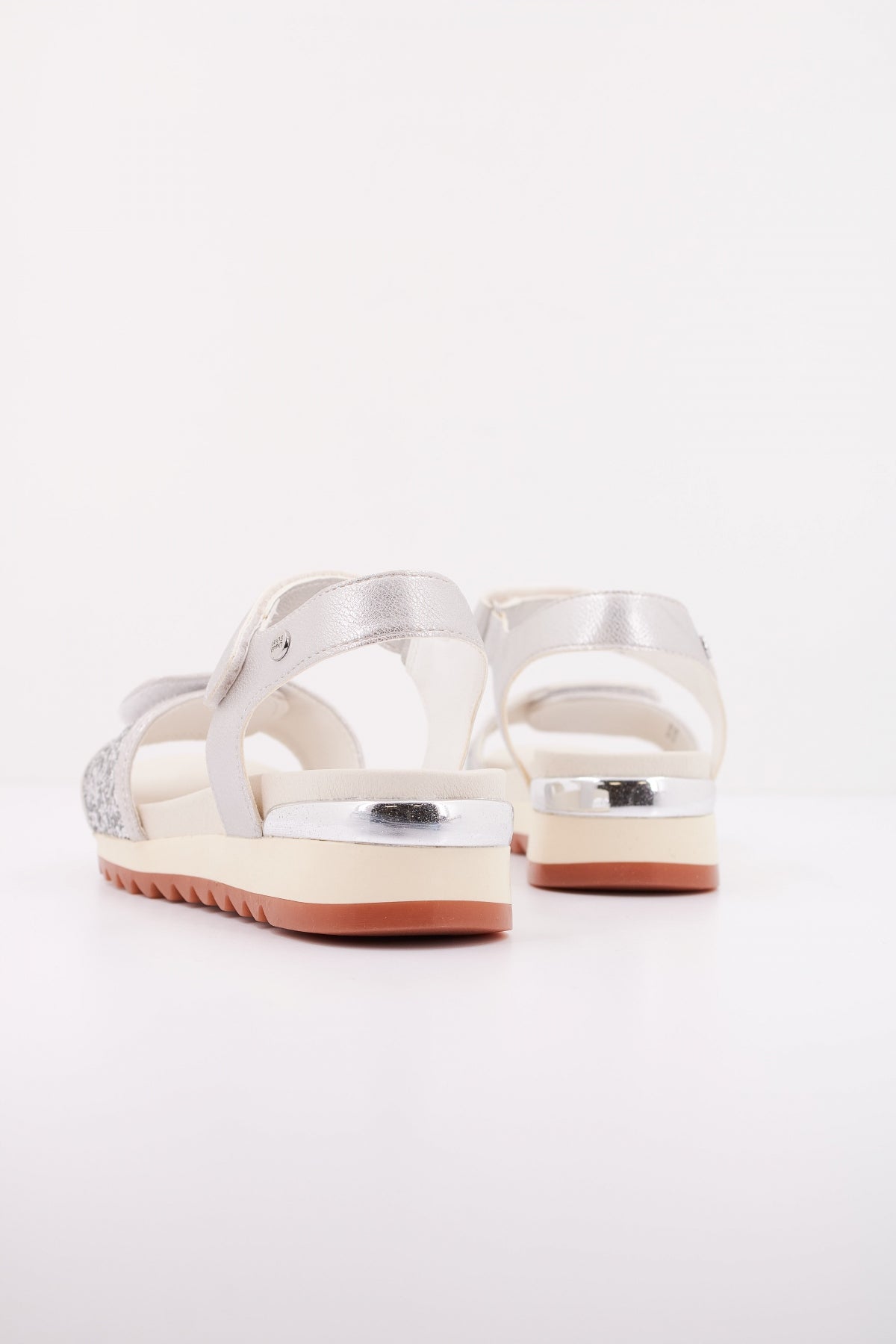 GIOSEPPO STOW en color PLATA  (4)