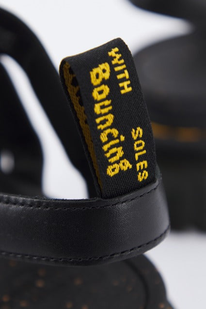 DR. MARTENS RICKI -STRAP en color BLACK  (4)