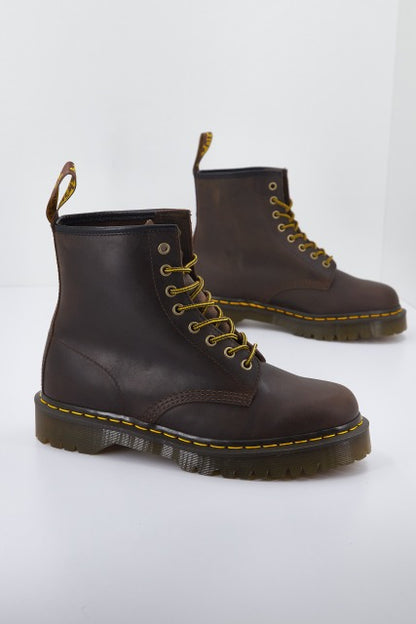 DR. MARTENS CORE BEX en color DKBROWN  (2)