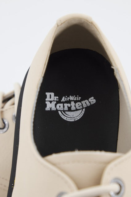 DR. MARTENS  QUAD II PARCHMENT P en color BEIGE  (4)