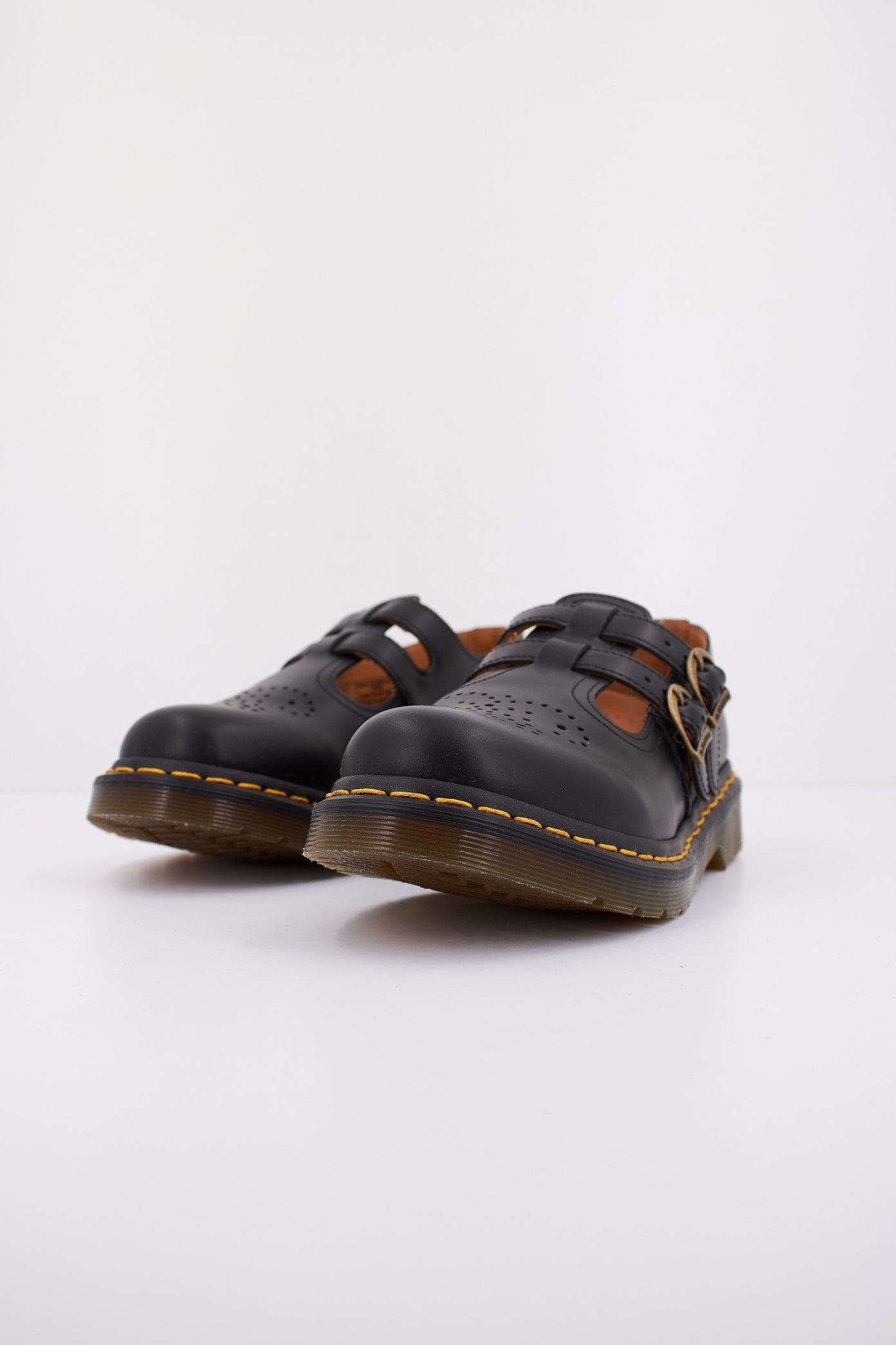 DR. MARTENS MARY JANE en color BLACK  (2)